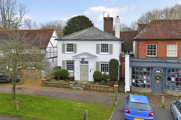 4 Bedroom Detached House To Rent In The Green, GU8