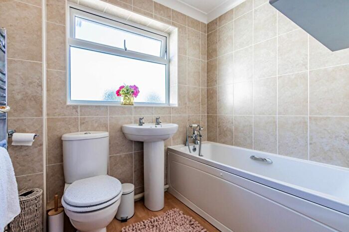 4 Bedroom Detached House For Sale In Norwich Road, Dereham, NR20