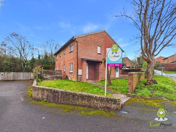 1 Bedroom End Of Terrace House For Sale In Mahler Close, Basingstoke, Hampshire, RG22