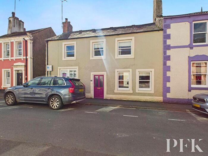 3 Bedroom End Of Terrace House For Sale In St. Helens Street, Cockermouth, CA13