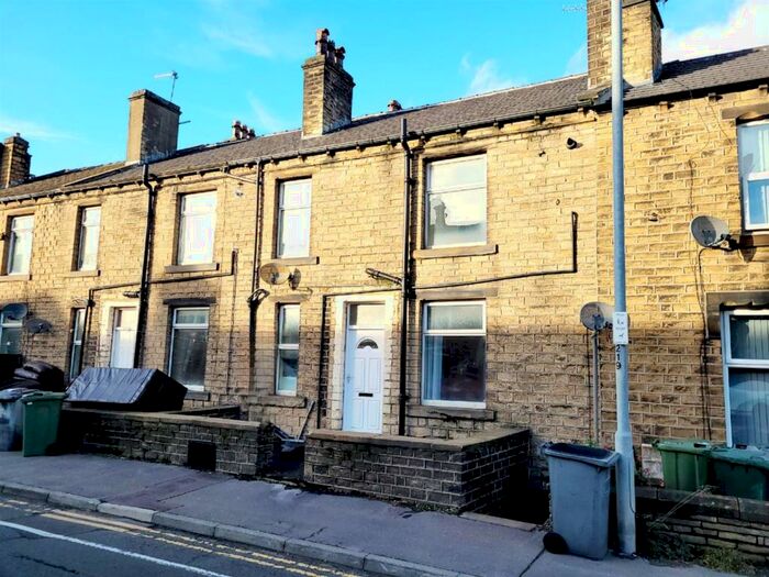 3 Bedroom Terraced House To Rent In Manchester Road, Linthwaite, Huddersfield, HD7