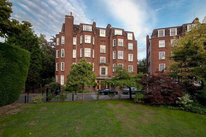 2 Bedroom Flat To Rent In Kenilworth Court, Hagley Road, Edgbaston, Birmingham, B16