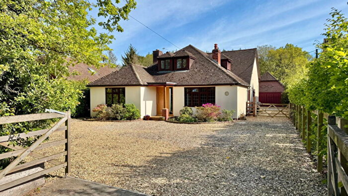 5 Bedroom Detached House For Sale In Broad Lane, Upper Bucklebury, Reading, RG7