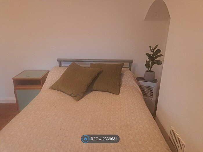 6 Bedroom Terraced House To Rent In Barcombe Road, Brighton, BN1