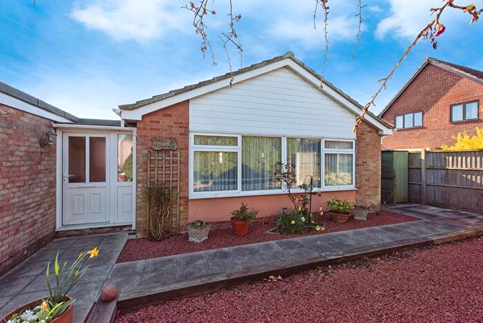 3 Bedroom Detached Bungalow For Sale In Meadway, Mendlesham, Stowmarket, IP14