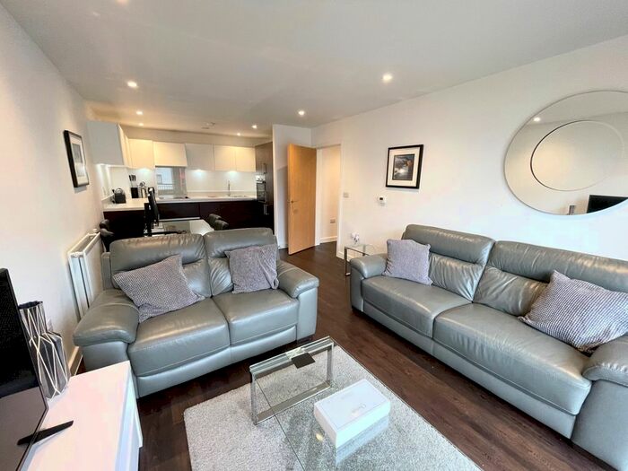 2 Bedroom Flat To Rent In Fairbourne Court, Centenary Quay, Woolston, SO19