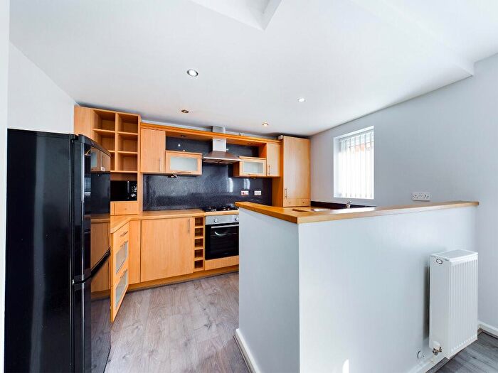 2 Bedroom Flat To Rent In City Quay, Ellerman Road, Liverpool, L8