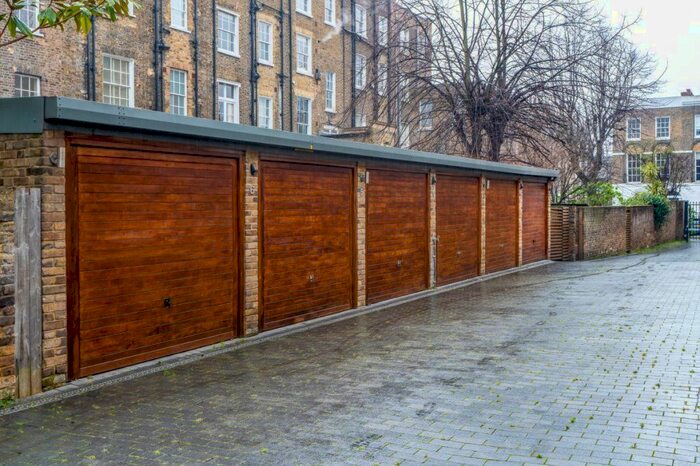 Property To Rent In Ingle Mews, Islington, London, EC1R