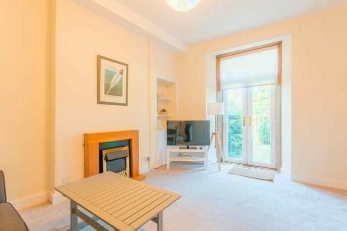 1 Bedroom Flat To Rent In Roseburn Street, Edinburgh, EH12