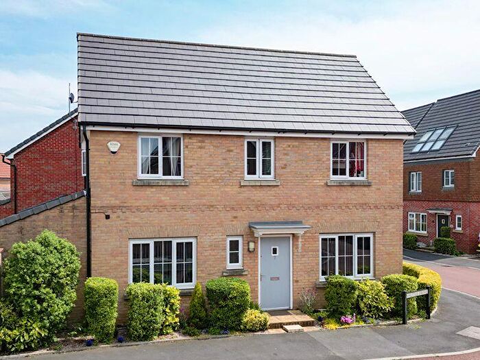 3 Bedroom Detached House For Sale In Shuttle Drive, Heywood, OL10