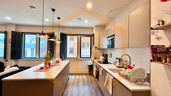 2 Bedroom Apartment To Rent In Lightwell Apartment, Cornwall Street, B3