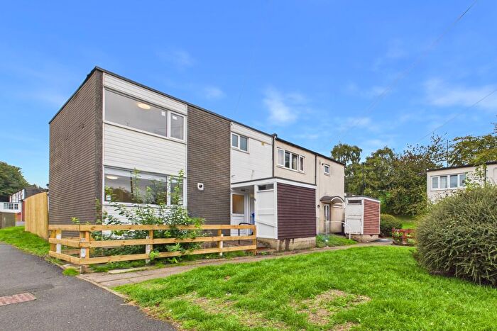 3 Bedroom Semi Detached House For Sale In Crossland Place, Sheffield, South Yorkshire, S12