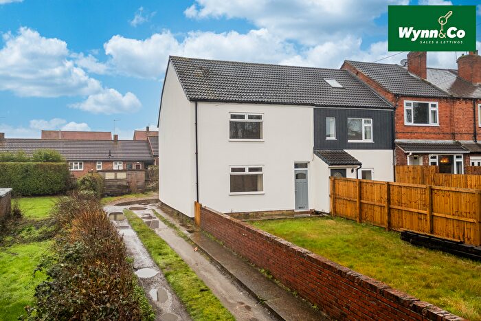 3 Bedroom End Terrace House For Sale In Hall Street, Featherstone, Pontefract, WF7