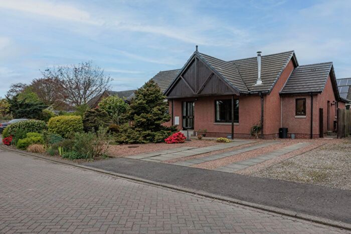 3 Bedroom Detached Bungalow For Sale In Park Grove, Spittalfield, PH1