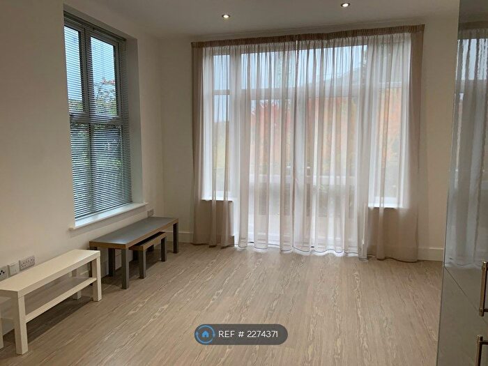 1 Bedroom Flat To Rent In Marlborough Road, Sheffield, S10