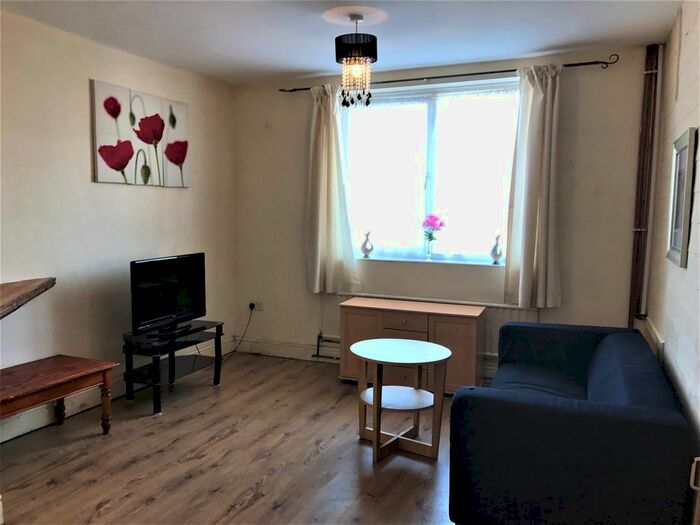 2 Bedroom Terraced House To Rent In Fleet Street, Swansea, SA1