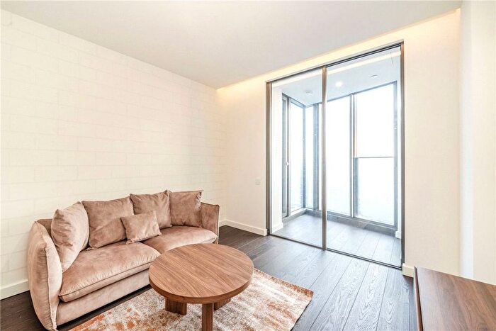 2 Bedroom Flat For Sale In Bondway, Nine Elms, SW8