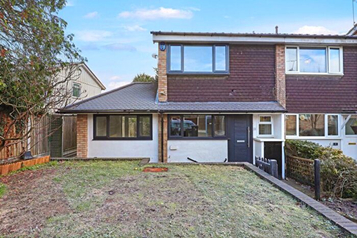 3 Bedroom House To Rent In Loughton, IG10