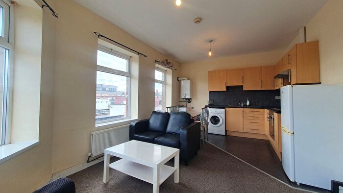 2 Bedroom Flat To Rent In Daniel Street, Cathays, Cardiff, Cardiff, CF24