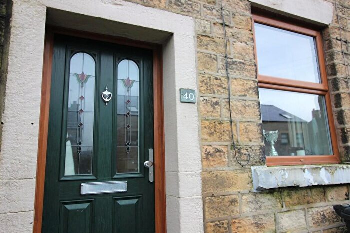 2 Bedroom Cottage To Rent In Bankbottom, Hadfield, Glossop, SK13