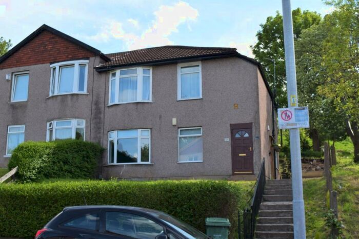 3 Bedroom Apartment To Rent In Curtis Avenue, Kingspark, Glasgow, G44