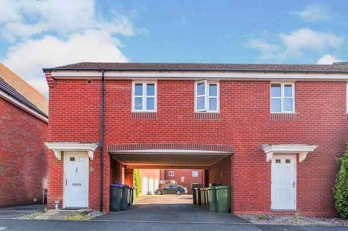 2 Bedroom Apartment To Rent In Oakworth Close, Hadley, Telford, TF1