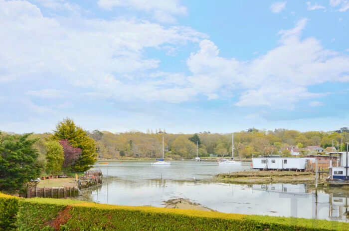 2 Bedroom Flat To Rent In Whippingham Creek Gardens, Wootton, Isle Of Wight, PO33