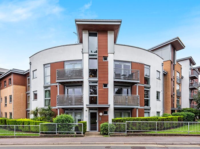 2 Bedroom Apartment To Rent In Kelvin Gate, Bracknell, RG12