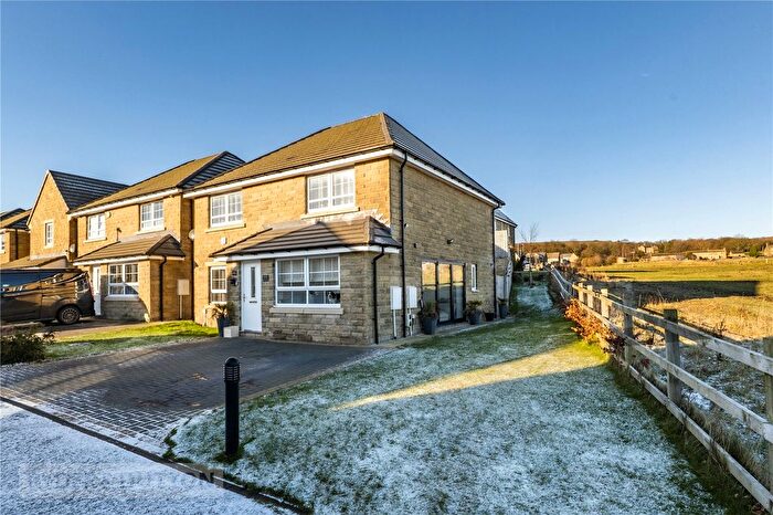 4 Bedroom Detached House For Sale In Poppy Gardens, Meltham, Holmfirth, West Yorkshire, HD9