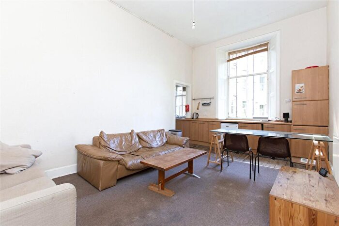 4 Bedroom Flat To Rent In () Bruntsfield Place, Bruntsfield, Edinburgh, EH10