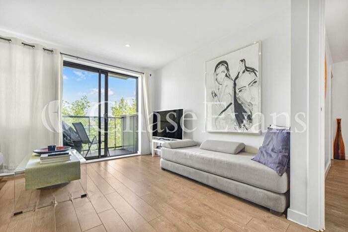 1 Bedroom Flat For Sale In Kerensky House, Upper North Street, Poplar, London, E14