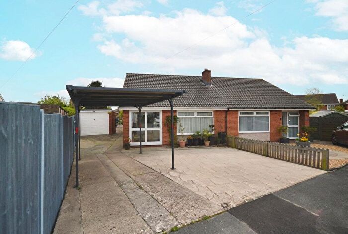 2 Bedroom Bungalow For Sale In Hollway Close, Stockwood, Bristol, BS14
