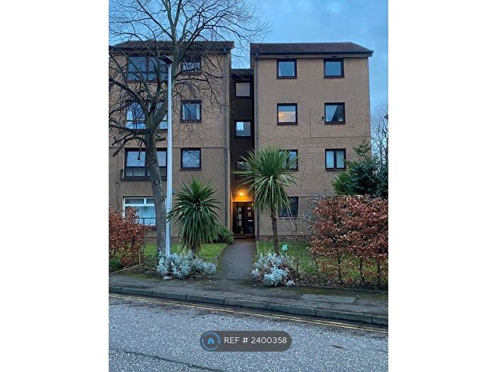 2 Bedroom Flat To Rent In Bathfield, Edinburgh, EH6
