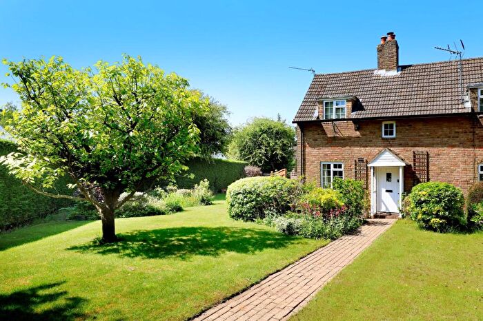 3 Bedroom House For Sale In Malthouse Square, Beaconsfield, Buckinghamshire, HP9