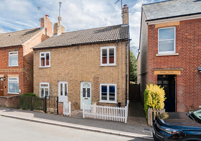 2 Bedroom Semi-Detached House For Sale In Duke Street, Aspley Guise, Milton Keynes, MK17