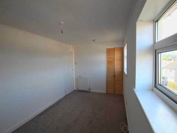 2 Bedroom SemiDetached House To Rent In Cupar Drive, Greenock, PA16