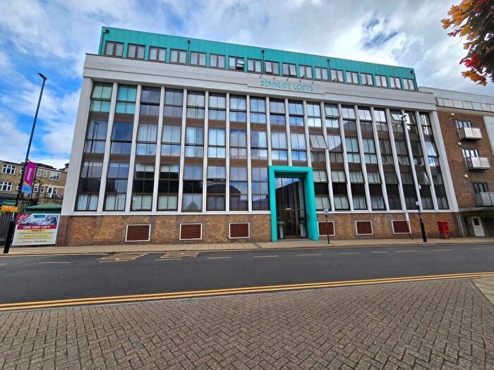 2 Bedroom Apartment For Sale In Derngate, Northampton, NN1