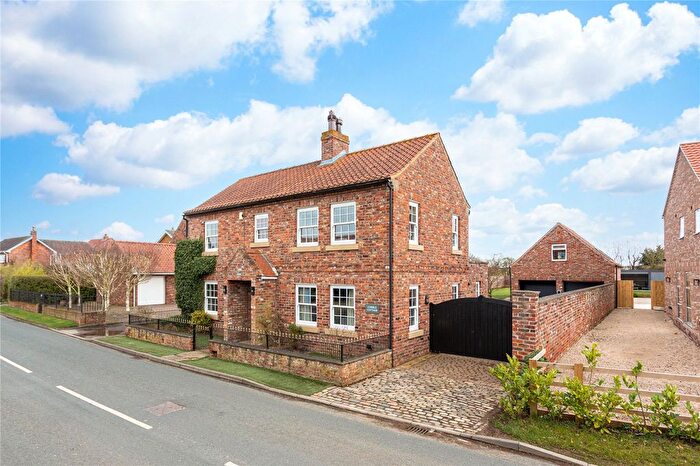 4 Bedroom Detached House For Sale In Main Street, Sutton On Derwent, York, East Yorkshire, YO41