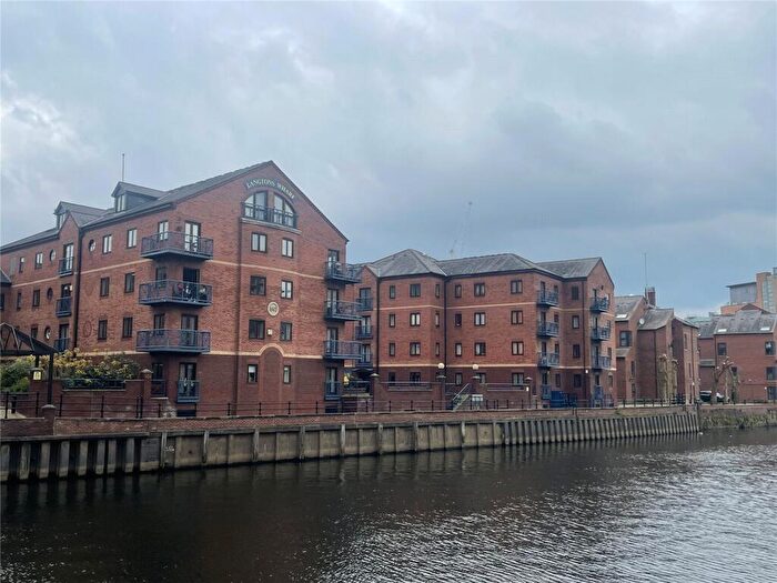 2 Bedroom Apartment To Rent In Langtons Wharf, The Calls, Leeds, LS2