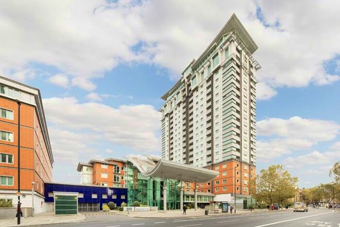 1 Bedroom Flat To Rent In Westminster Bridge Road, London, SE1