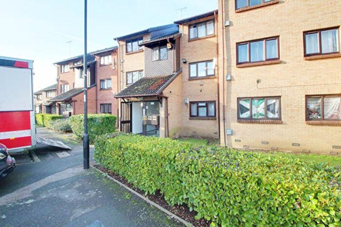 1 Bedroom Flat To Rent In Pycroft Way, Edmonton, N9