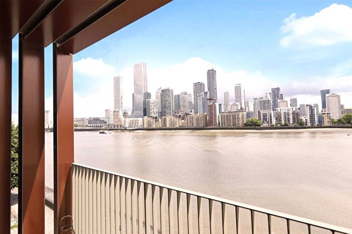 3 Bedroom Flat To Rent In Imperial Court, B Odessa Street, London, SE16