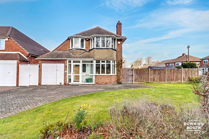 3 Bedroom Detached House For Sale In Mayfield Road, Streetly, Sutton Coldfield, B74