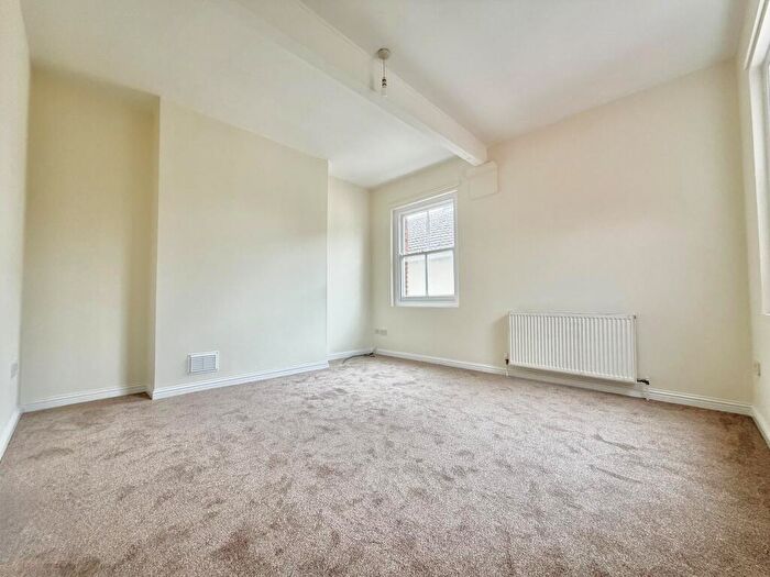 1 Bedroom Flat To Rent In Regent Street, Rowhedge, CO5