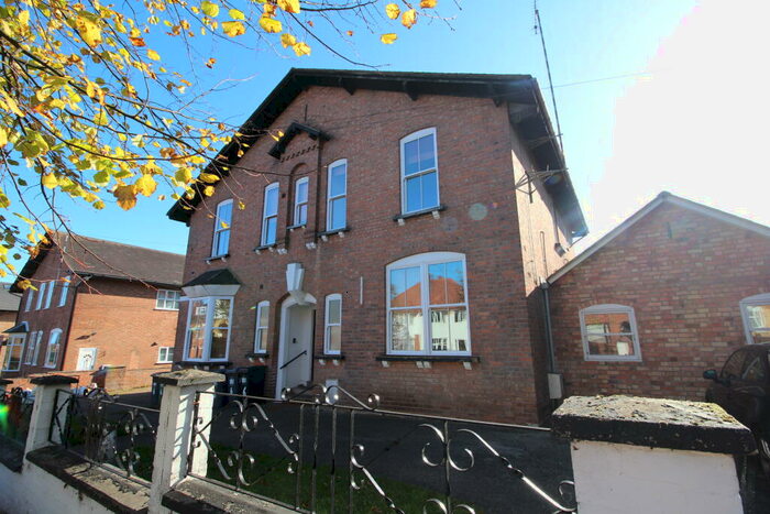 14 Bedroom Detached House To Rent In Claremont Road, Leamington Spa, CV31