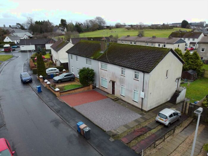 3 Bedroom Apartment To Rent In Fleming Road, Houston, PA6