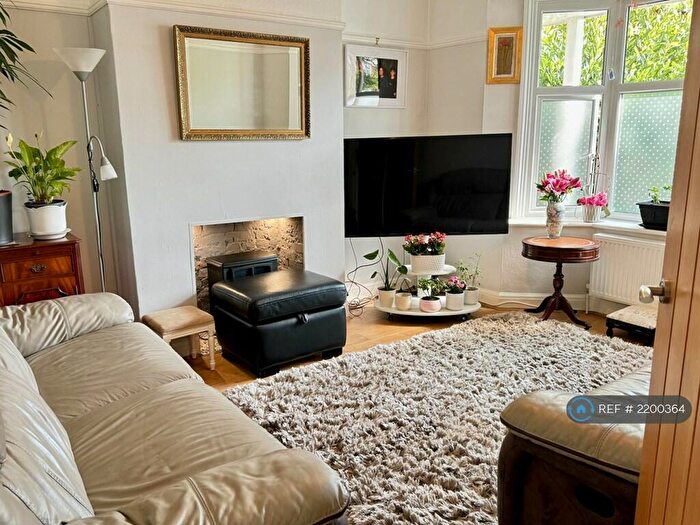 4 Bedroom Terraced House To Rent In Shandon Road, Worthing, BN14