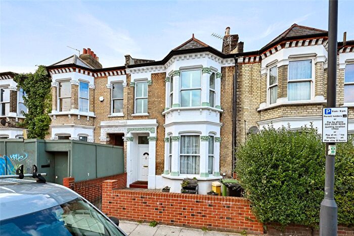 4 Bedroom Terraced House For Sale In Bloemfontein Road, London, W12