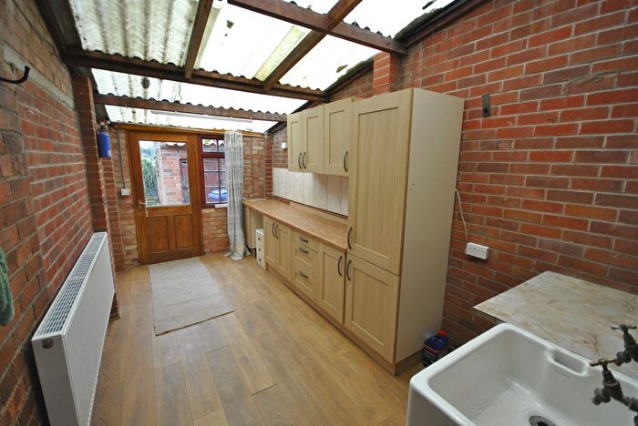 3 Bedroom Cottage For Sale In Hesley, Doncaster, DN11