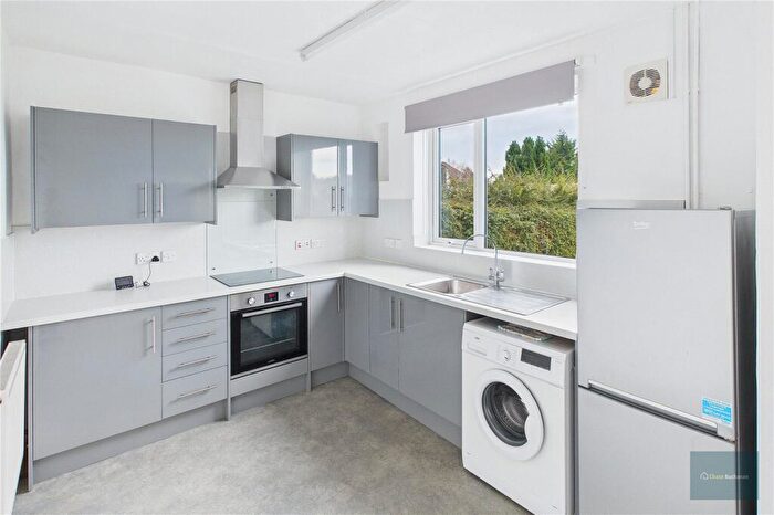 2 Bedroom Detached House To Rent In North Way, Bath, BA2